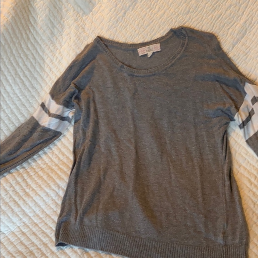 COPY - lightweight sweater